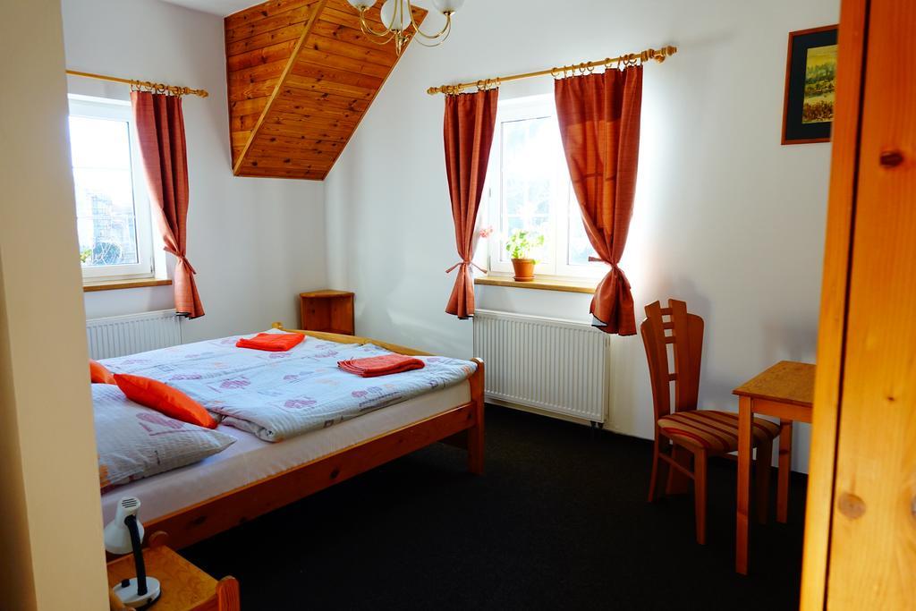 Penzion U Studanky Karlovy Vary Luaran gambar