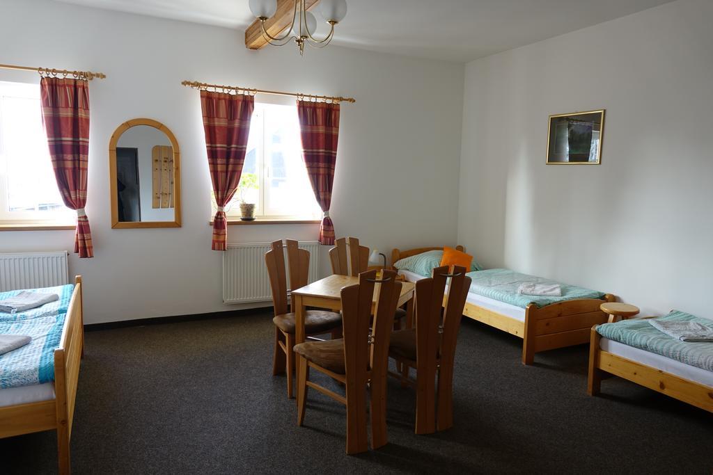 Penzion U Studanky Karlovy Vary Luaran gambar